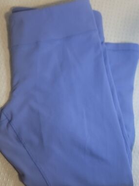 Zella Light Periwinkle Activewear Top